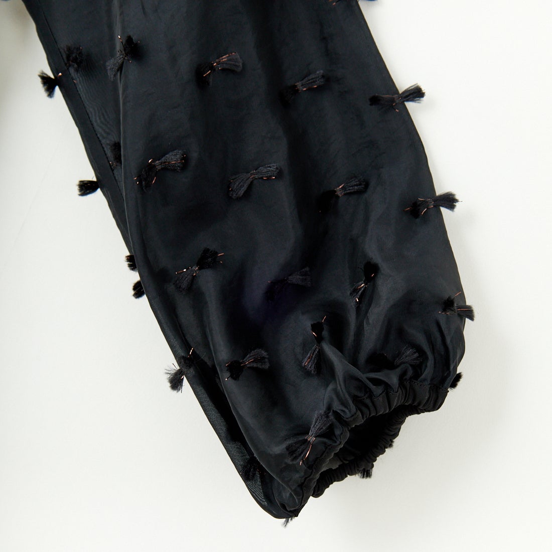 STELLA CIFFON [ステラシフォン] リボンカットジャガード クルーネックブラウス [ST1-25406] 80 BLACK