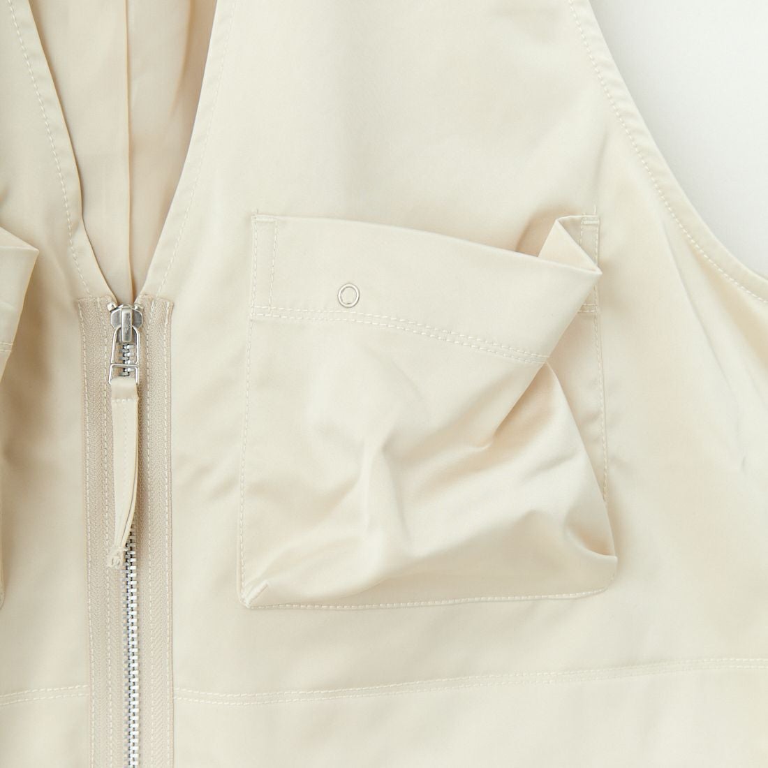 anuke [アンヌーク] サテンポケットベスト [62510106] CRM