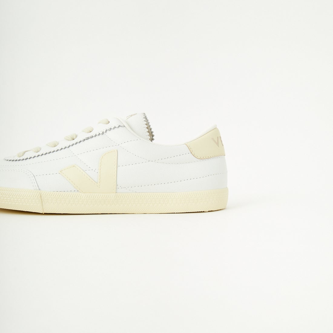 VEJA [ヴェジャ] レザースニーカー [PANENKA] WHITE