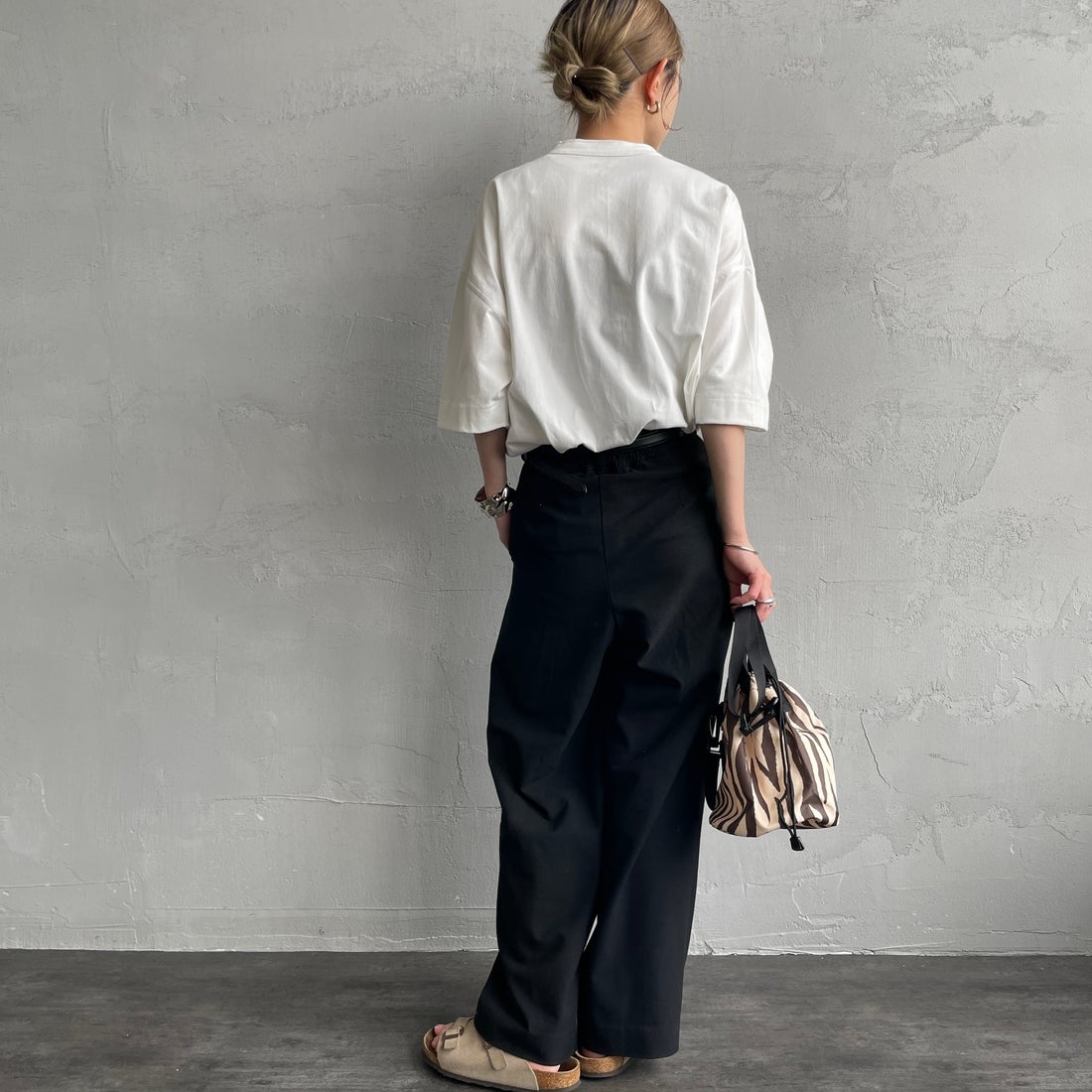 Health knit [ヘルスニット] 別注 ビッグシルエット ヘンリーネックTシャツ [HR25S-M121-JF] WHITE &&モデル身長：150cm 着用サイズ：S&&