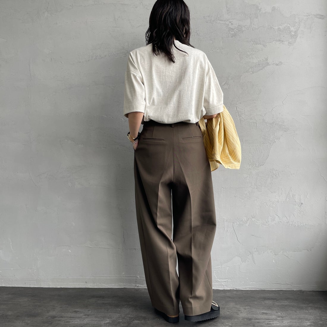 Health knit [ヘルスニット] 別注 ビッグシルエット ヘンリーネックTシャツ [HR25S-M121-JF] OATMEAL &&モデル身長：160cm 着用サイズ：S&&