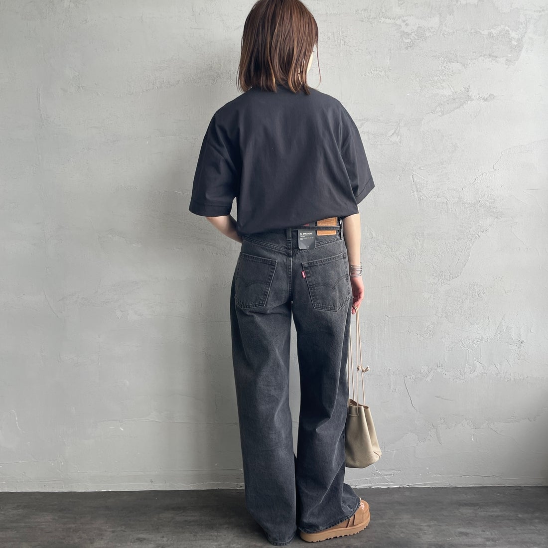 Health knit [ヘルスニット] 別注 ビッグシルエット ヘンリーネックTシャツ [HR25S-M121-JF] BLACK &&モデル身長：158cm 着用サイズ：S&&