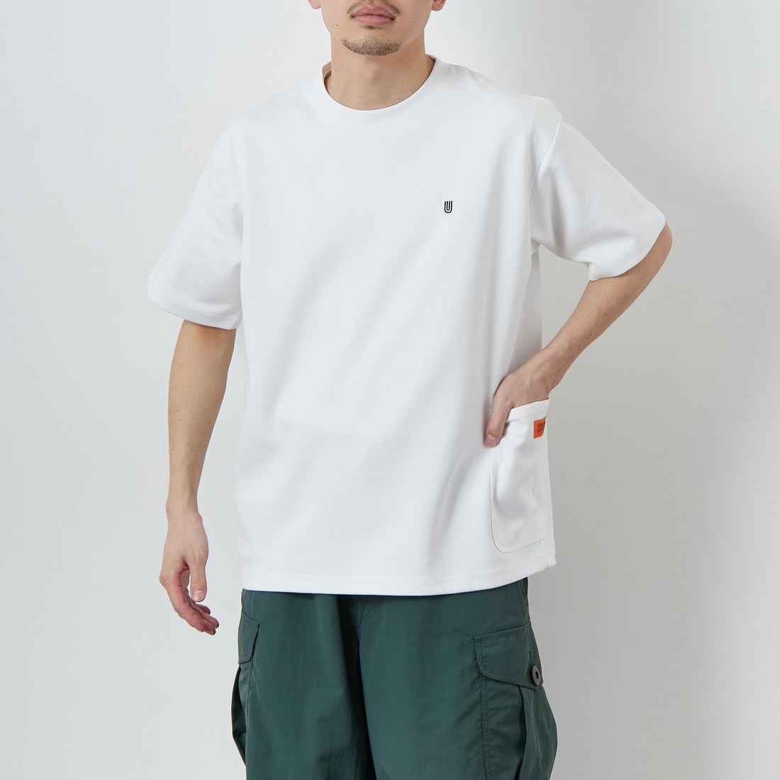 WHITE&&モデル身長：167cm 着用サイズ：M&&