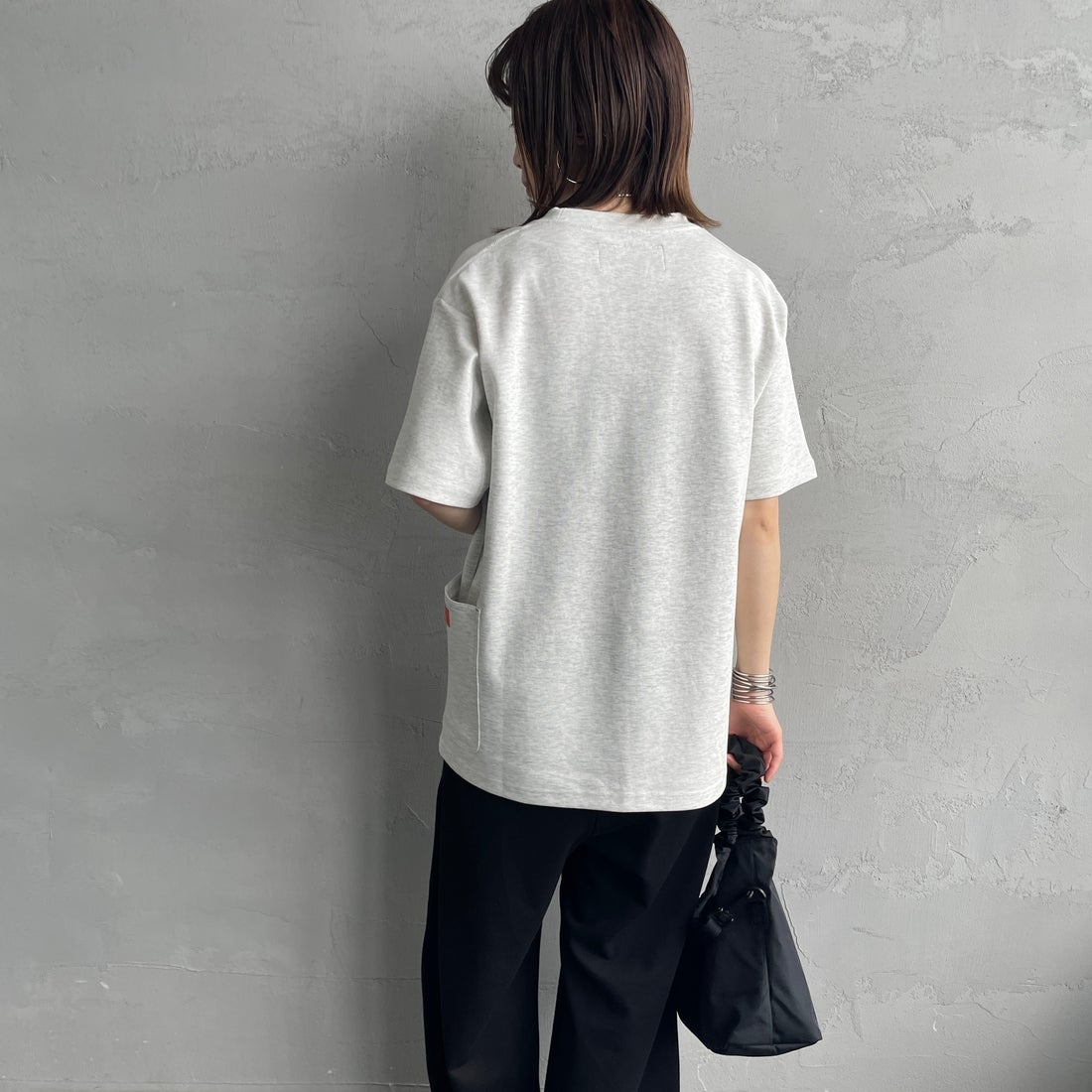 UNIVERSAL OVERALL [ユニバーサルオーバーオール] 別注 ポンチカバーオールTシャツ [U2511279IN-JF] GRAY &&モデル身長：158cm 着用サイズ：S&&