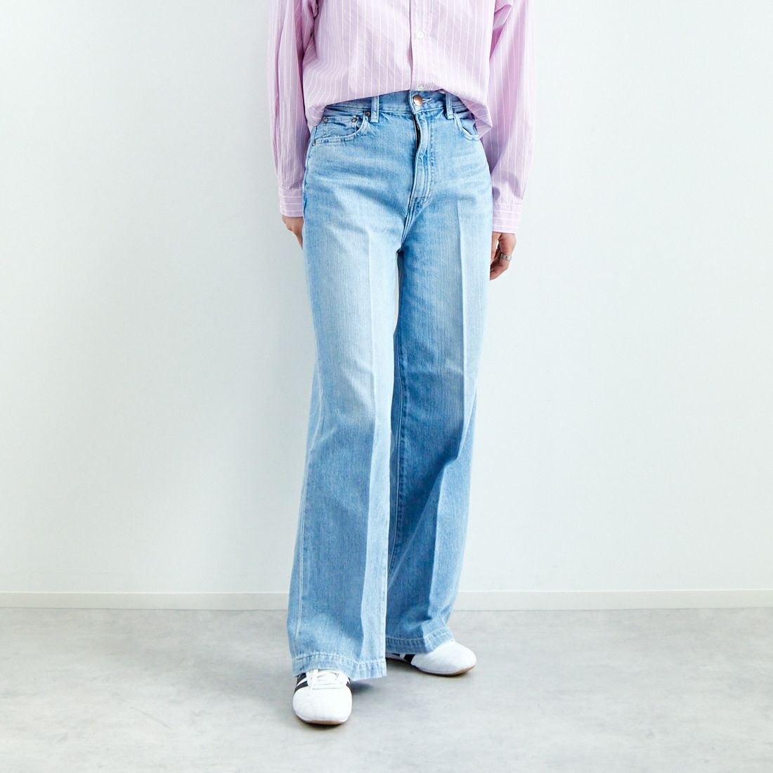 RED CARD TOKYO [レッドカード トーキョー] スローガン ルーズストレートデニム [98W10701K-AIR LIGHALT]  &&モデル身長：160cm 着用サイズ：24&&