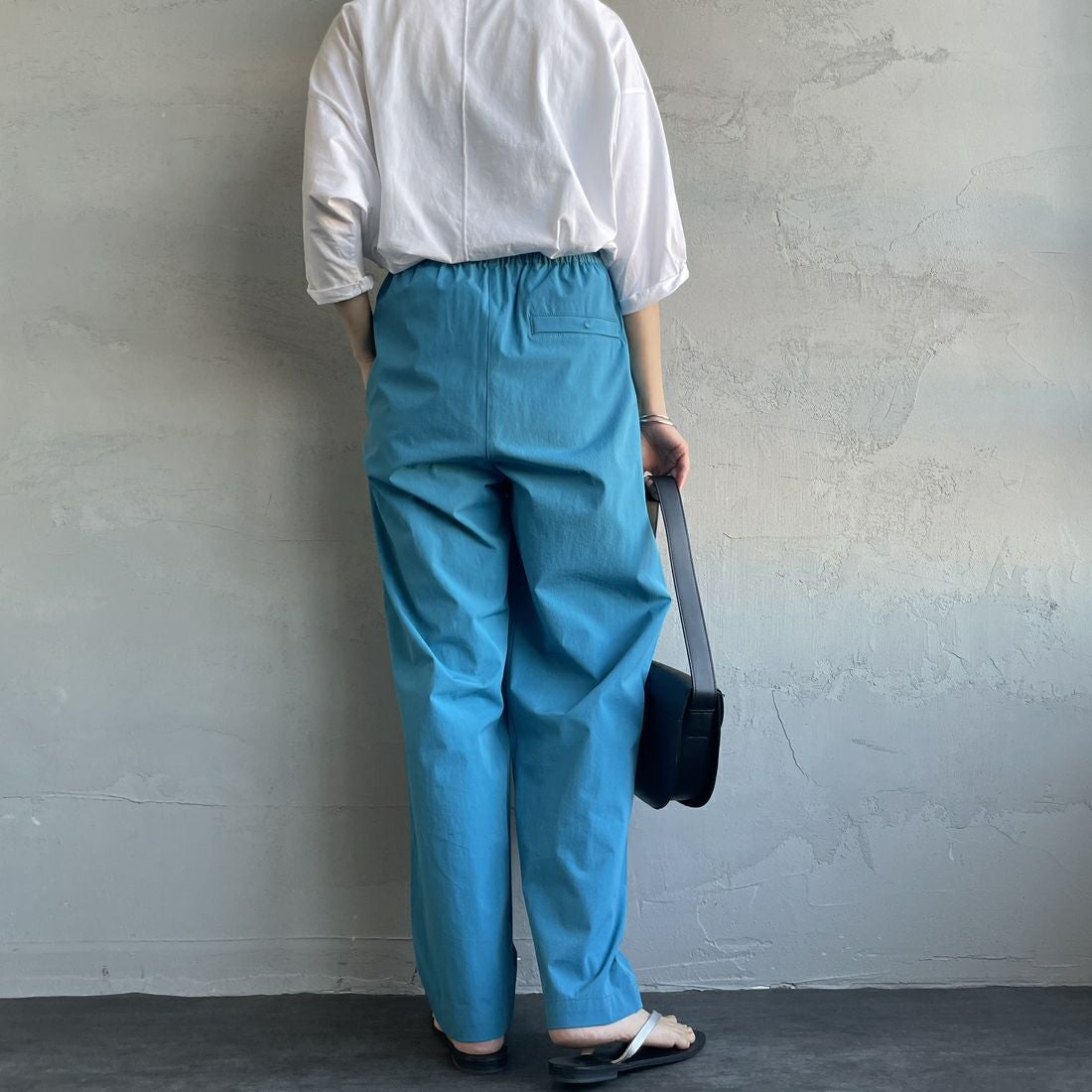 Jeans Factory Clothes [ジーンズファクトリークローズ] 7DAYSナイロンイージーパンツ [IN11-PT-5] ﾀｰｺｲｽﾞ &&モデル身長：158cm 着用サイズ：F&&