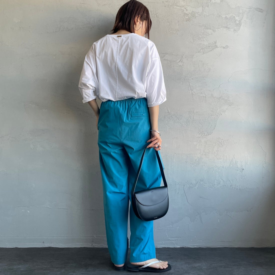 Jeans Factory Clothes [ジーンズファクトリークローズ] 7DAYSナイロンイージーパンツ [IN11-PT-5] ﾀｰｺｲｽﾞ &&モデル身長：158cm 着用サイズ：F&&