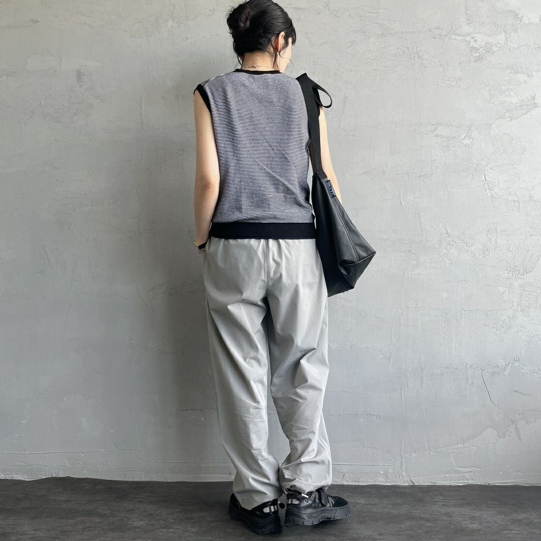 Jeans Factory Clothes [ジーンズファクトリークローズ] 7DAYSナイロンイージーパンツ [IN11-PT-5] ｸﾞﾚｰ &&モデル身長：160cm 着用サイズ：F&&