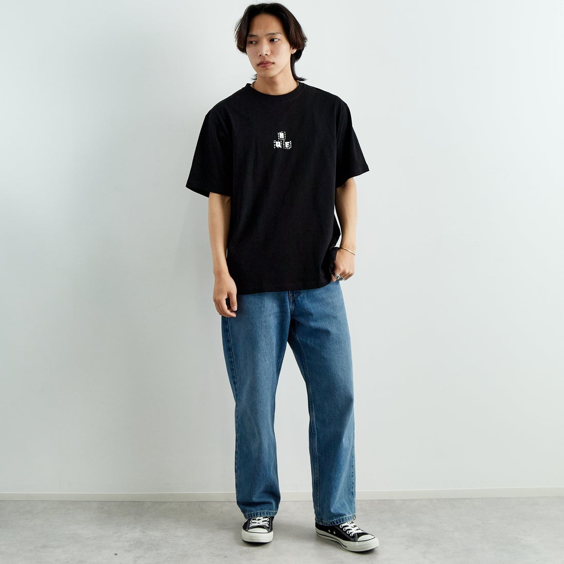 HUF [ハフ] ペガサス ショートスリーブTシャツ [TS02399] BLACK &&モデル身長：179cm 着用サイズ：L&&