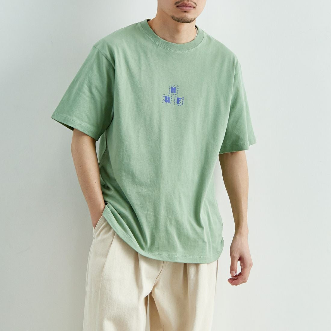 HUF [ハフ] ペガサス ショートスリーブTシャツ [TS02399] BASIL &&モデル身長：168cm 着用サイズ：M&&
