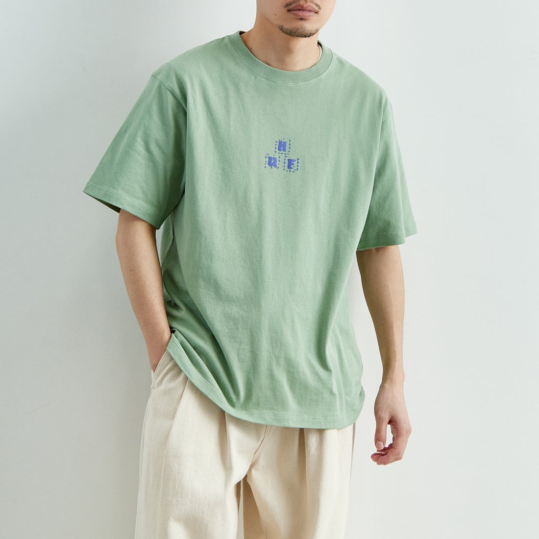 HUF [ハフ] ペガサス ショートスリーブTシャツ [TS02399] BASIL &&モデル身長：168cm 着用サイズ：M&&