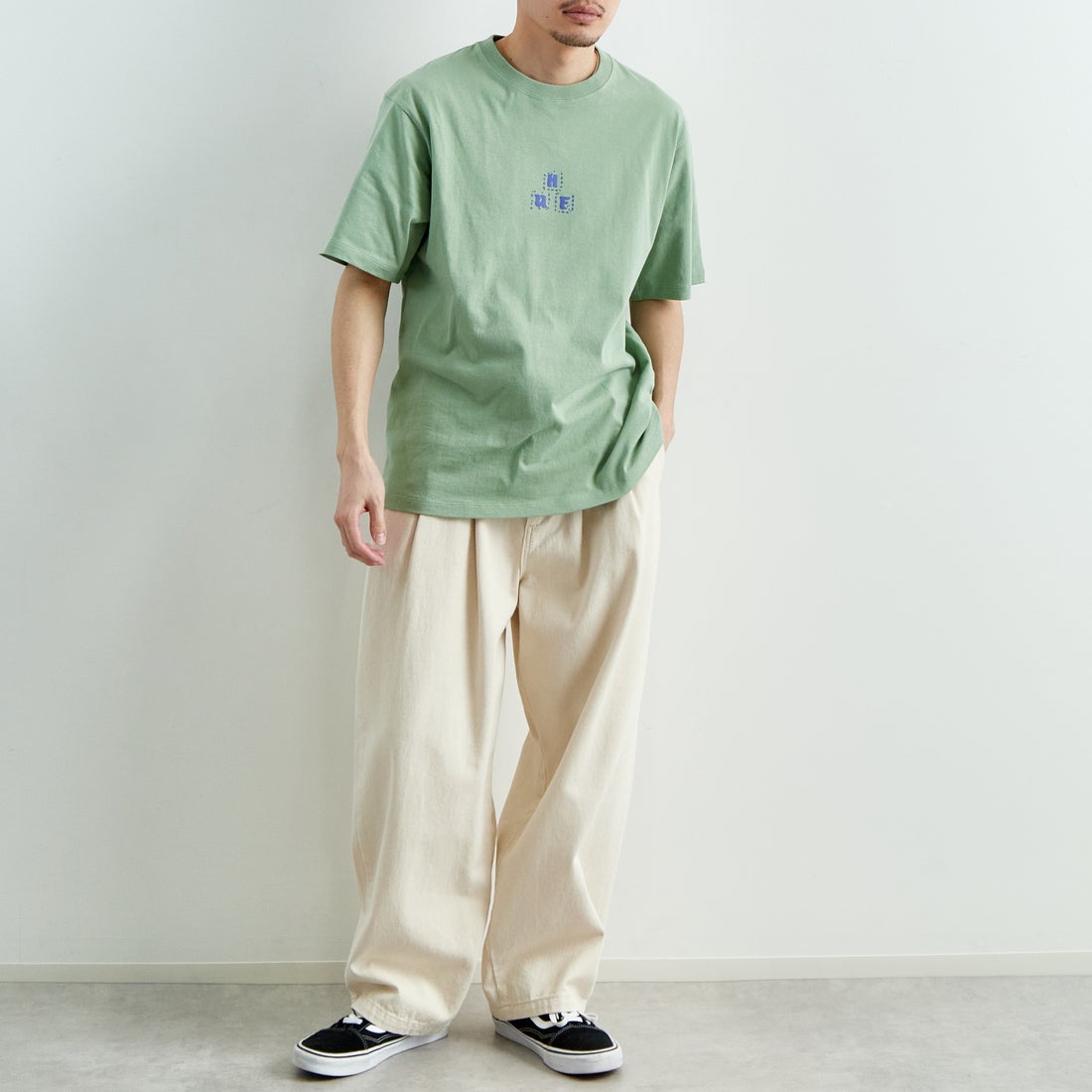 HUF [ハフ] ペガサス ショートスリーブTシャツ [TS02399] BASIL &&モデル身長：168cm 着用サイズ：M&&