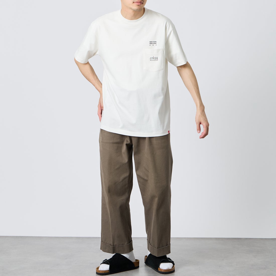 MANHATTAN PORTAGE [マンハッタンポーテージ] スカイラインロゴ ショートスリーブポケットTシャツ [MP-M611] WHITE &&モデル身長：167cm 着用サイズ：M&&
