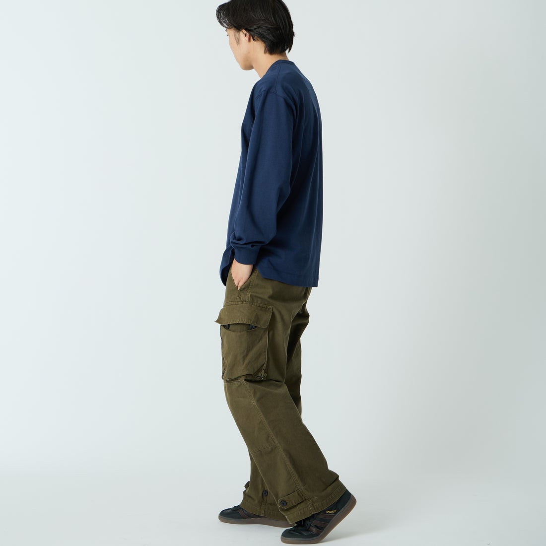 NANGA [ナンガ] エコハイブリッド ボックスロゴ刺繍Tシャツ [NW2411-1G803] D.NVY &&モデル身長：179cm 着用サイズ：L&&