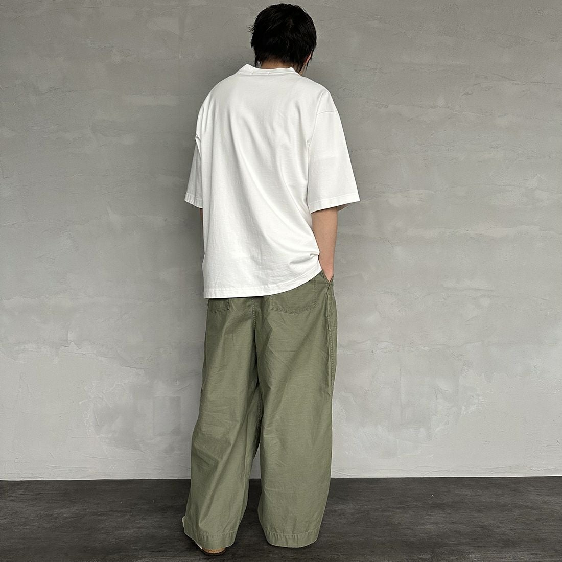 Gymphlex [ジムフレックス] ヘビーウェイトジャージー ショートスリーブTシャツ [J-9271HWJ] OFF WHITE &&モデル身長：173cm 着用サイズ：L&&