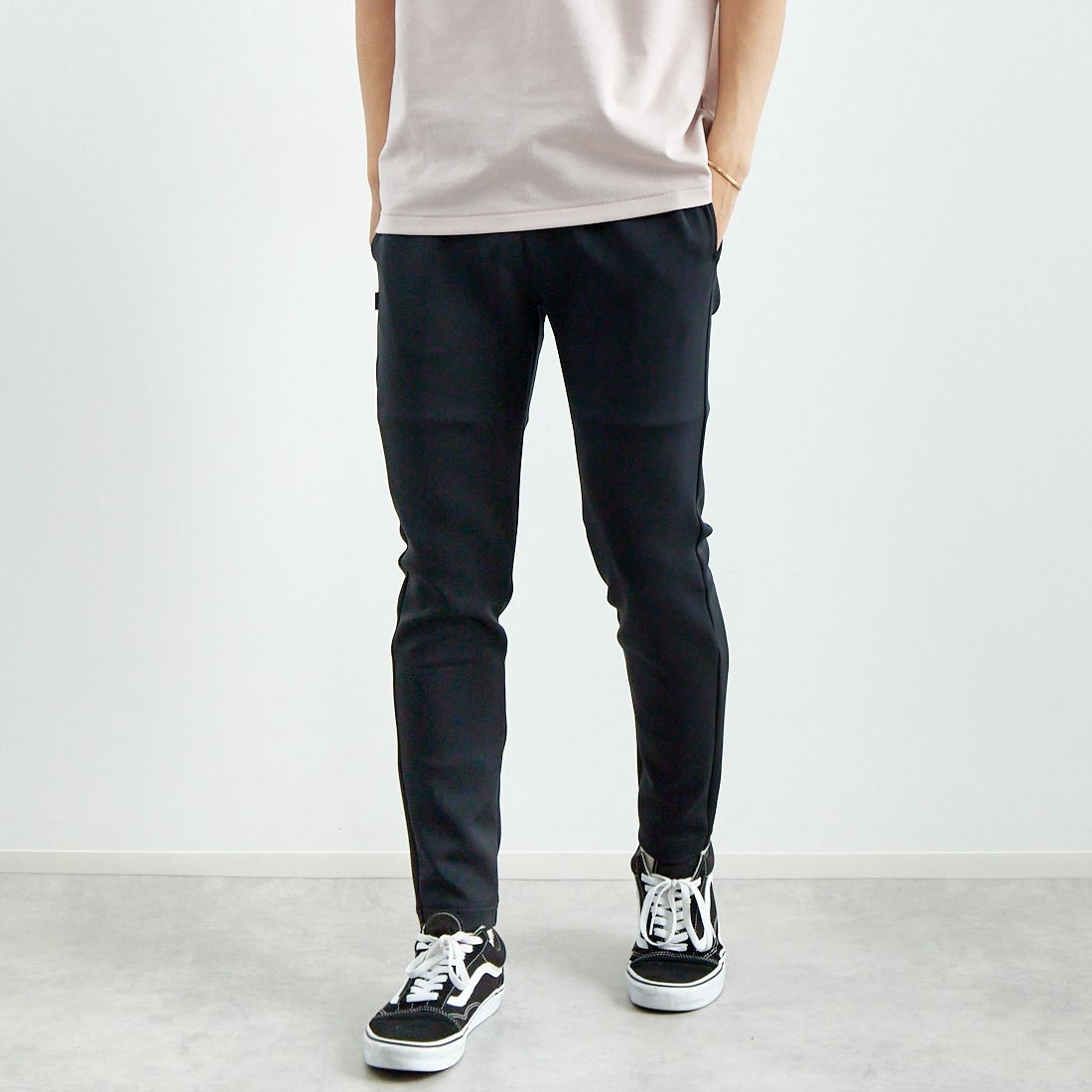 SY32 [エスワイサーティトゥ] ダブルニットスキニーパンツ [15006] BLACK &&モデル身長：179cm 着用サイズ：L&&