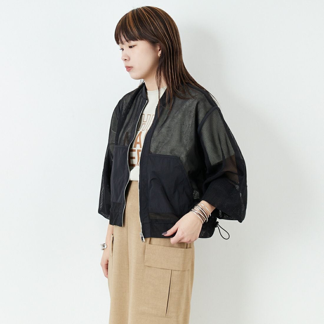 Maison de L'allure [メゾン ドゥ ラリュール] メッシュブルゾン [M25112020] 09 BLACK &&モデル身長：167cm 着用サイズ：F&&