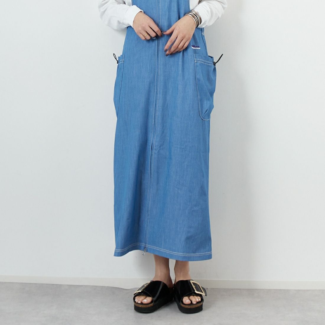 THOUSAND MILE [サウザンド マイル] フロントジップ サロペットワンピース [TM251TD00342] LT.BLUE &&モデル身長：167cm 着用サイズ：F&&