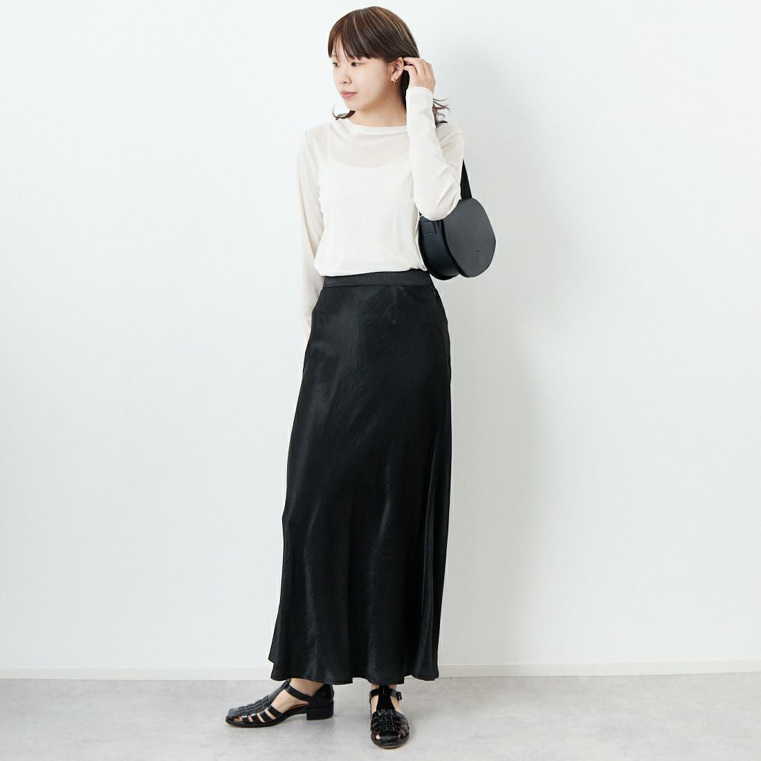 Jeans Factory Clothes [ジーンズファクトリークローズ] メロンヴィンテージサテンスカート [21254053]004 ﾌﾞﾗｯｸ &&モデル身長：167cm 着用サイズ：F&&