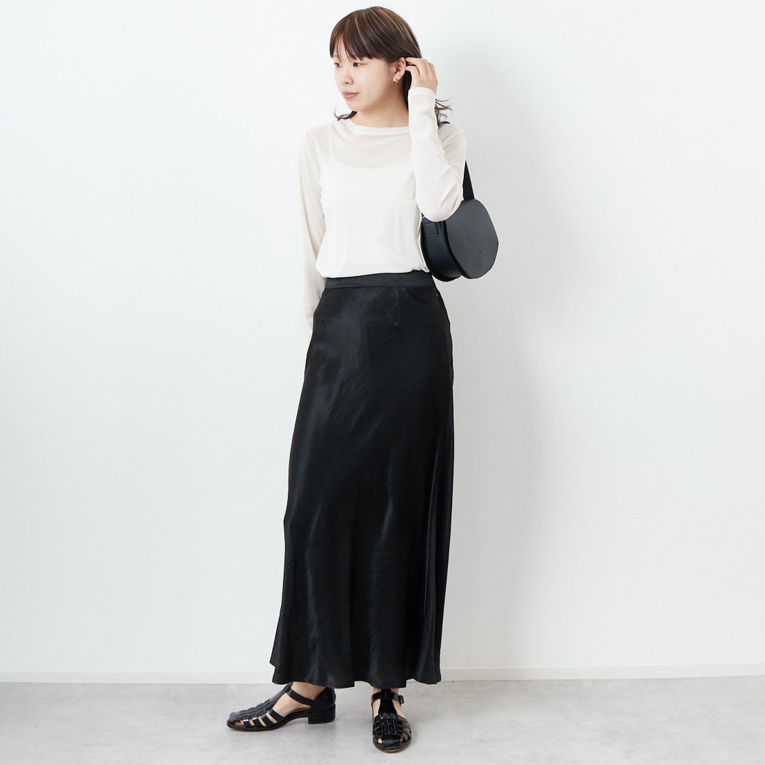 Jeans Factory Clothes [ジーンズファクトリークローズ] メロンヴィンテージサテンスカート [21254053]004 ﾌﾞﾗｯｸ &&モデル身長：167cm 着用サイズ：F&&