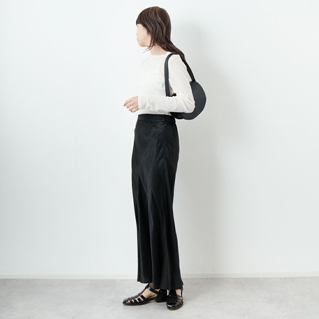 Jeans Factory Clothes [ジーンズファクトリークローズ] メロンヴィンテージサテンスカート [21254053]004 ﾌﾞﾗｯｸ &&モデル身長：167cm 着用サイズ：F&&