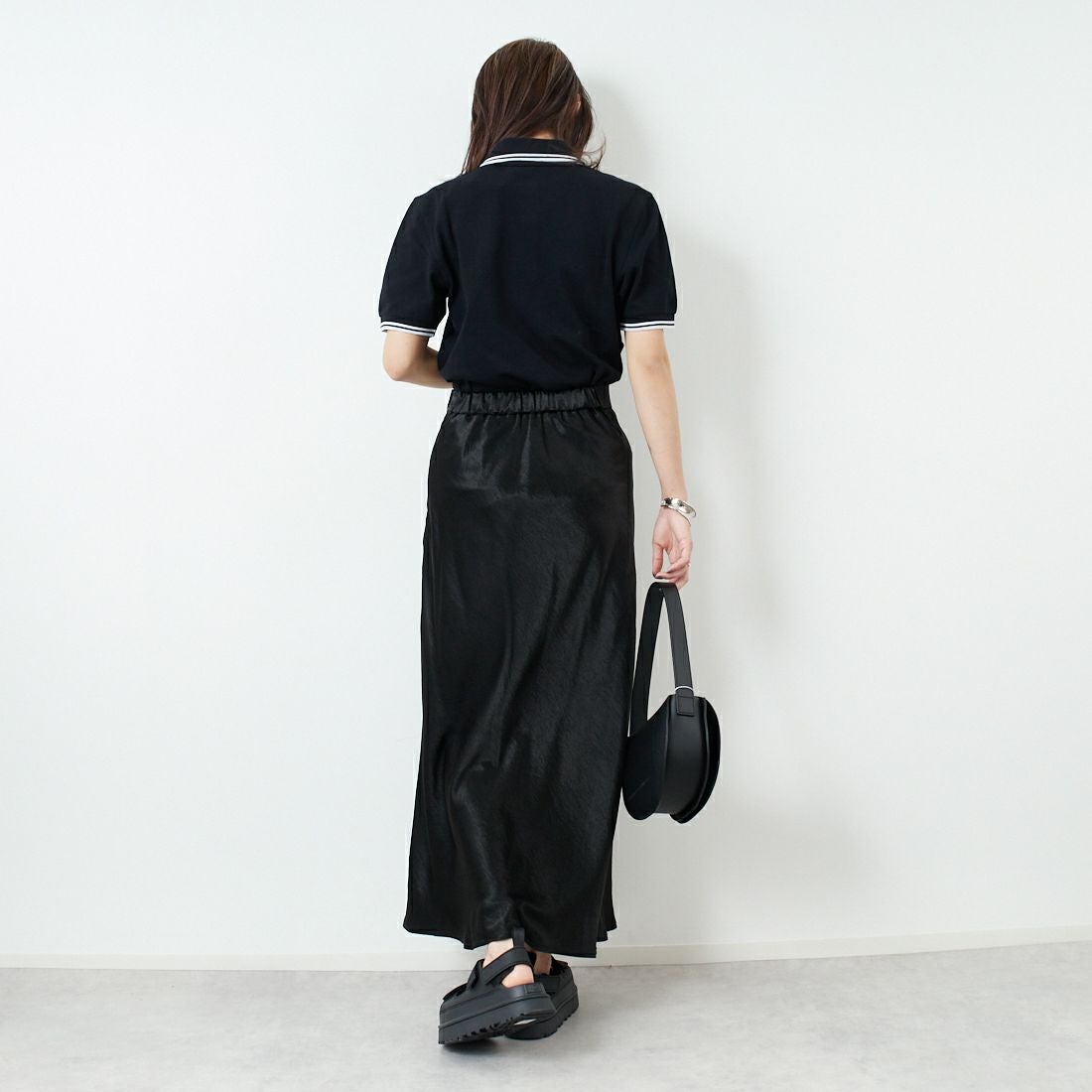 Jeans Factory Clothes [ジーンズファクトリークローズ] メロンヴィンテージサテンスカート [21254053]004 ﾌﾞﾗｯｸ &&モデル身長：167cm 着用サイズ：F&&