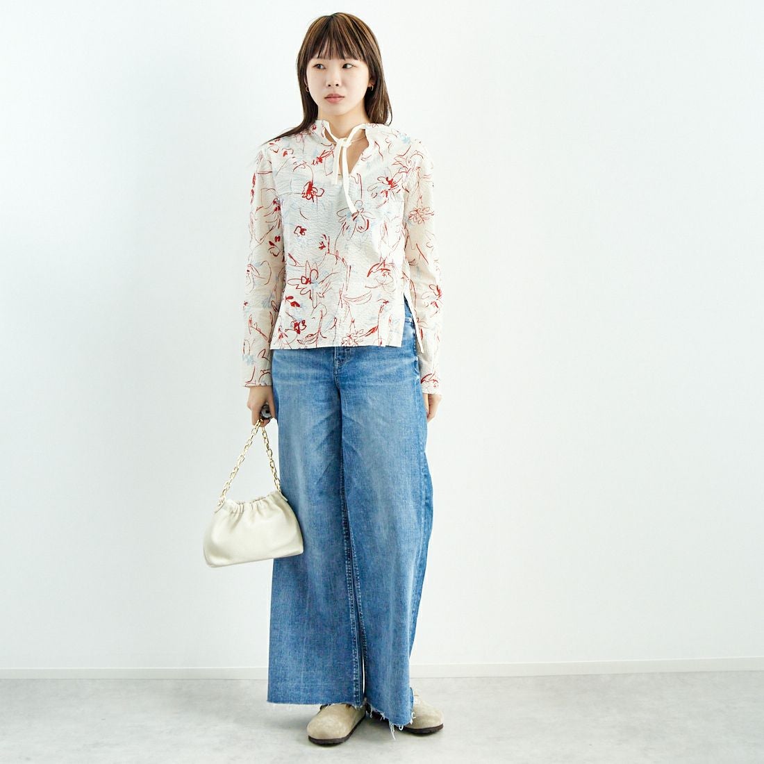 MEYAME [メヤメ] コットンプリントブラウス [MEY-2017] WHITE &&モデル身長：167cm 着用サイズ：F&&