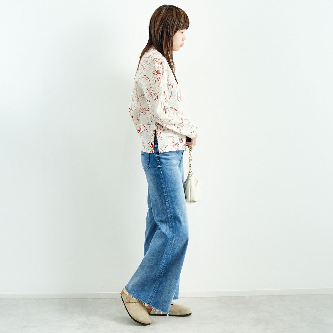 MEYAME [メヤメ] コットンプリントブラウス [MEY-2017] WHITE &&モデル身長：167cm 着用サイズ：F&&