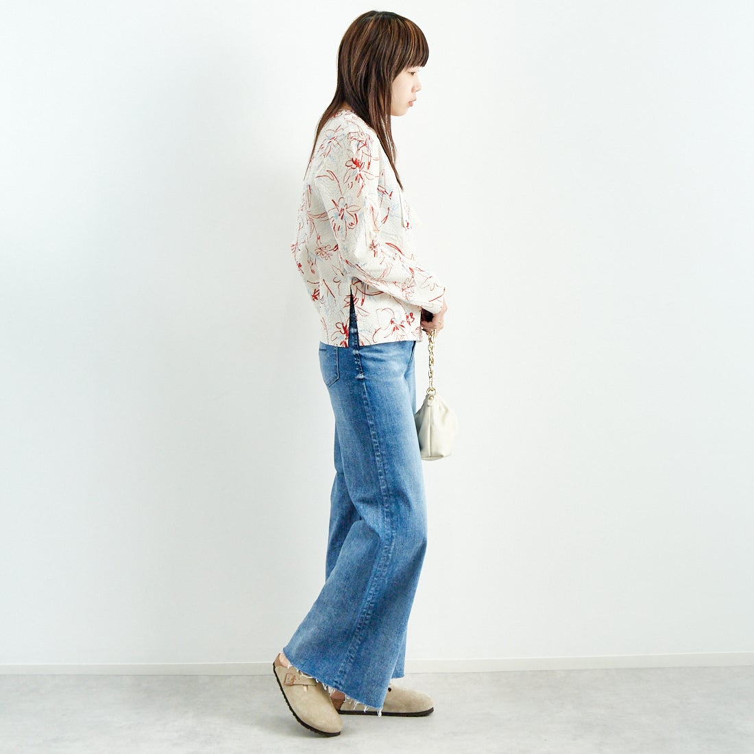 MEYAME [メヤメ] コットンプリントブラウス [MEY-2017] WHITE &&モデル身長：167cm 着用サイズ：F&&