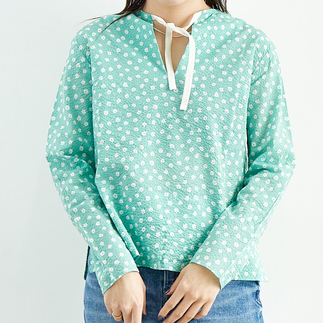 MEYAME [メヤメ] コットンプリントブラウス [MEY-2017] GREEN &&モデル身長：167cm 着用サイズ：F&&