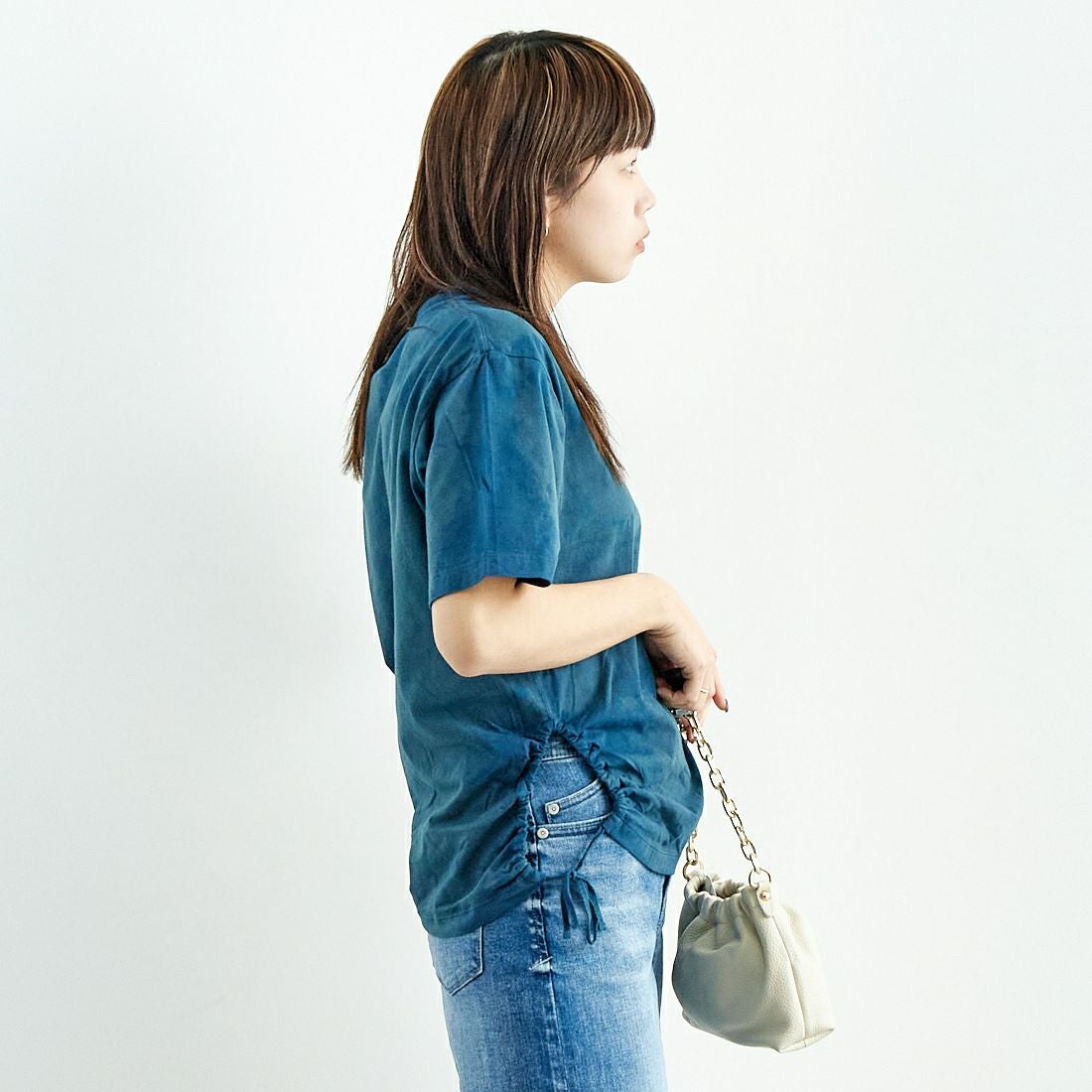 WALANCE [ワランス] オーガニックコットンジャージー アシンメトリーTシャツ [3251-118] 96 INDIGO &&モデル身長：167cm 着用サイズ：F&&