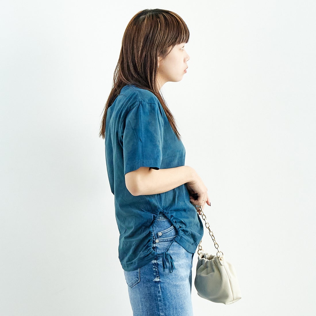 WALANCE [ワランス] オーガニックコットンジャージー アシンメトリーTシャツ [3251-118] 96 INDIGO &&モデル身長：167cm 着用サイズ：F&&