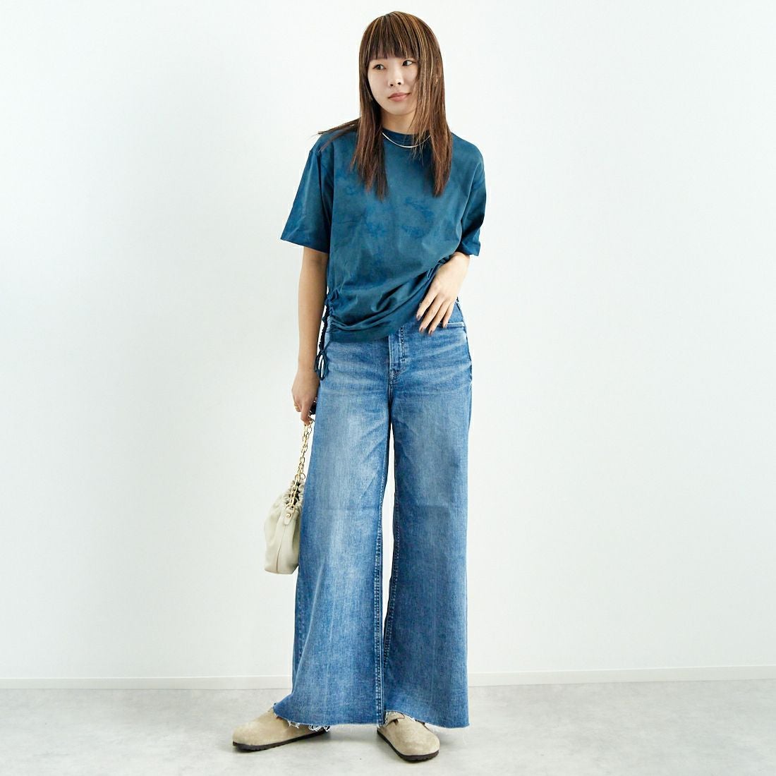 WALANCE [ワランス] オーガニックコットンジャージー アシンメトリーTシャツ [3251-118] 96 INDIGO &&モデル身長：167cm 着用サイズ：F&&
