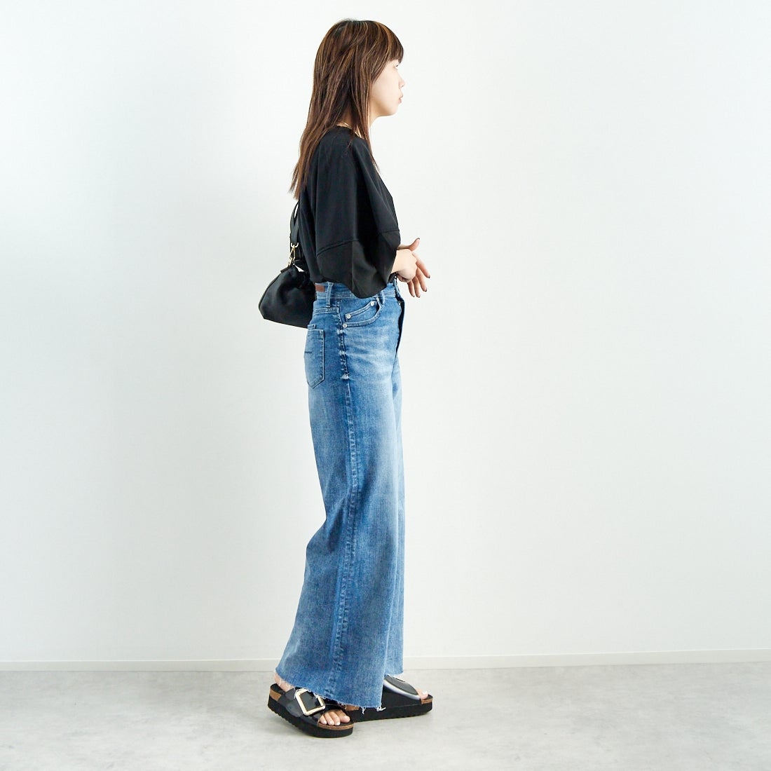 MICA&DEAL [マイカアンドディール] シアースリーブプルオーバー [0125109041] BLACK &&モデル身長：167cm 着用サイズ：F&&