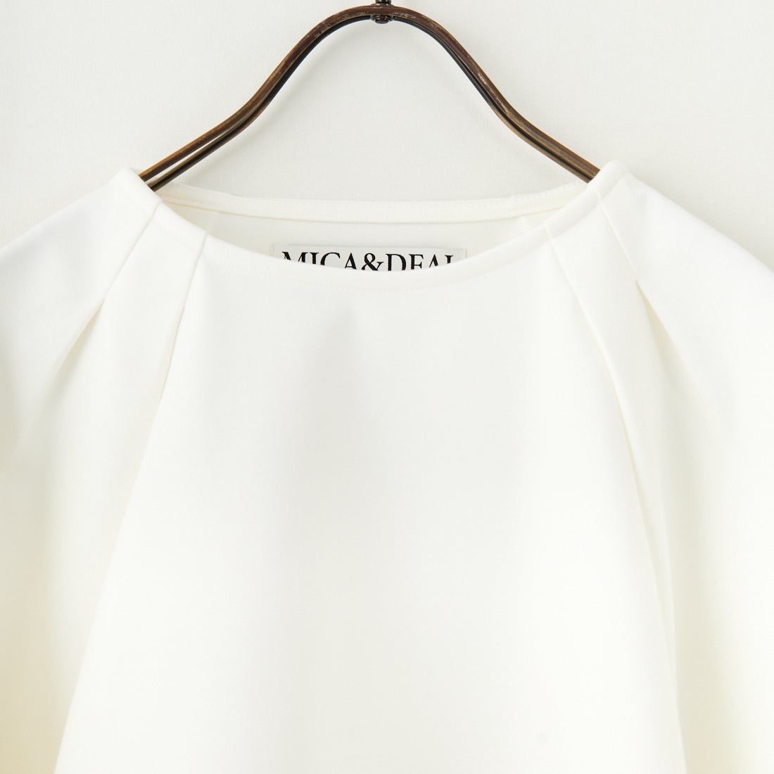 MICA&DEAL [マイカアンドディール] シアースリーブプルオーバー [0125109041] OFF WHITE