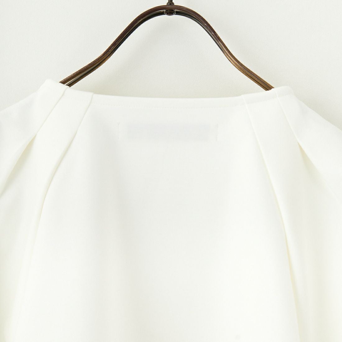 MICA&DEAL [マイカアンドディール] シアースリーブプルオーバー [0125109041] OFF WHITE