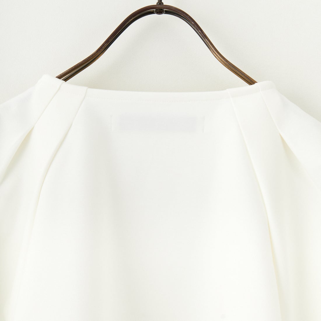 MICA&DEAL [マイカアンドディール] シアースリーブプルオーバー [0125109041] OFF WHITE