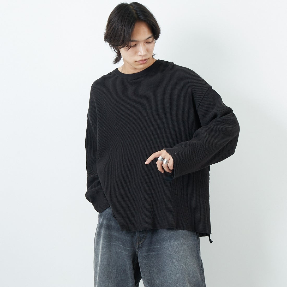 Name. [ネーム] ワッフルテープド ルーズスリーブTシャツ [NMCU-028] NATURAL &&モデル身長：179cm 着用サイズ：1&&