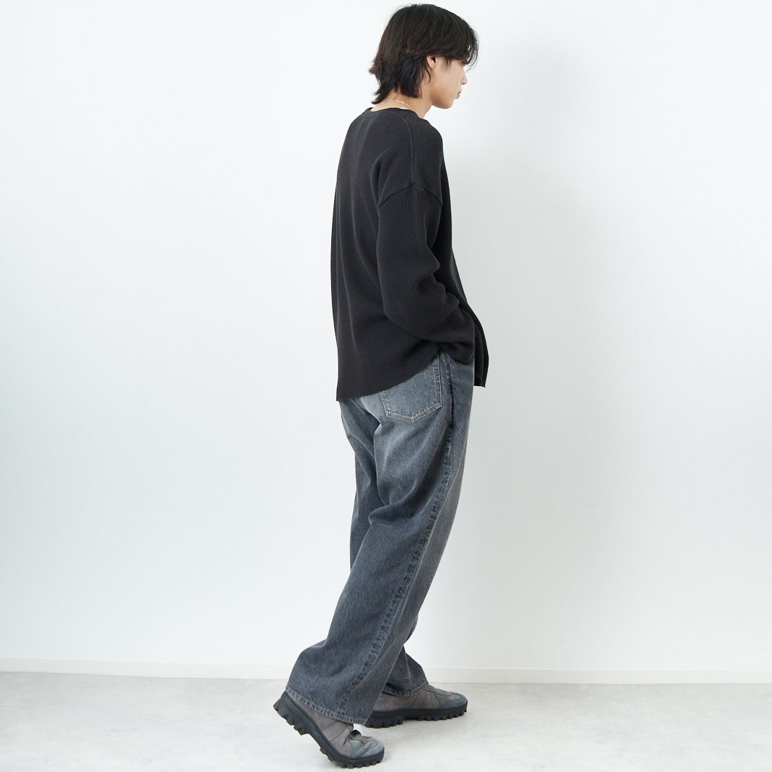 Name. [ネーム] ワッフルテープド ルーズスリーブTシャツ [NMCU-028] NATURAL &&モデル身長：179cm 着用サイズ：1&&