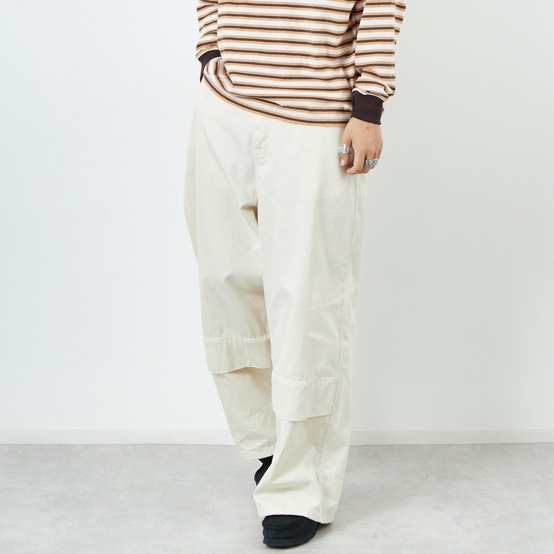 Name. [ネーム] ギザコットンギャバジン ベンチレーションレイヤードパンツ [NMPT-030] IVORY &&モデル身長：179cm 着用サイズ：1&&