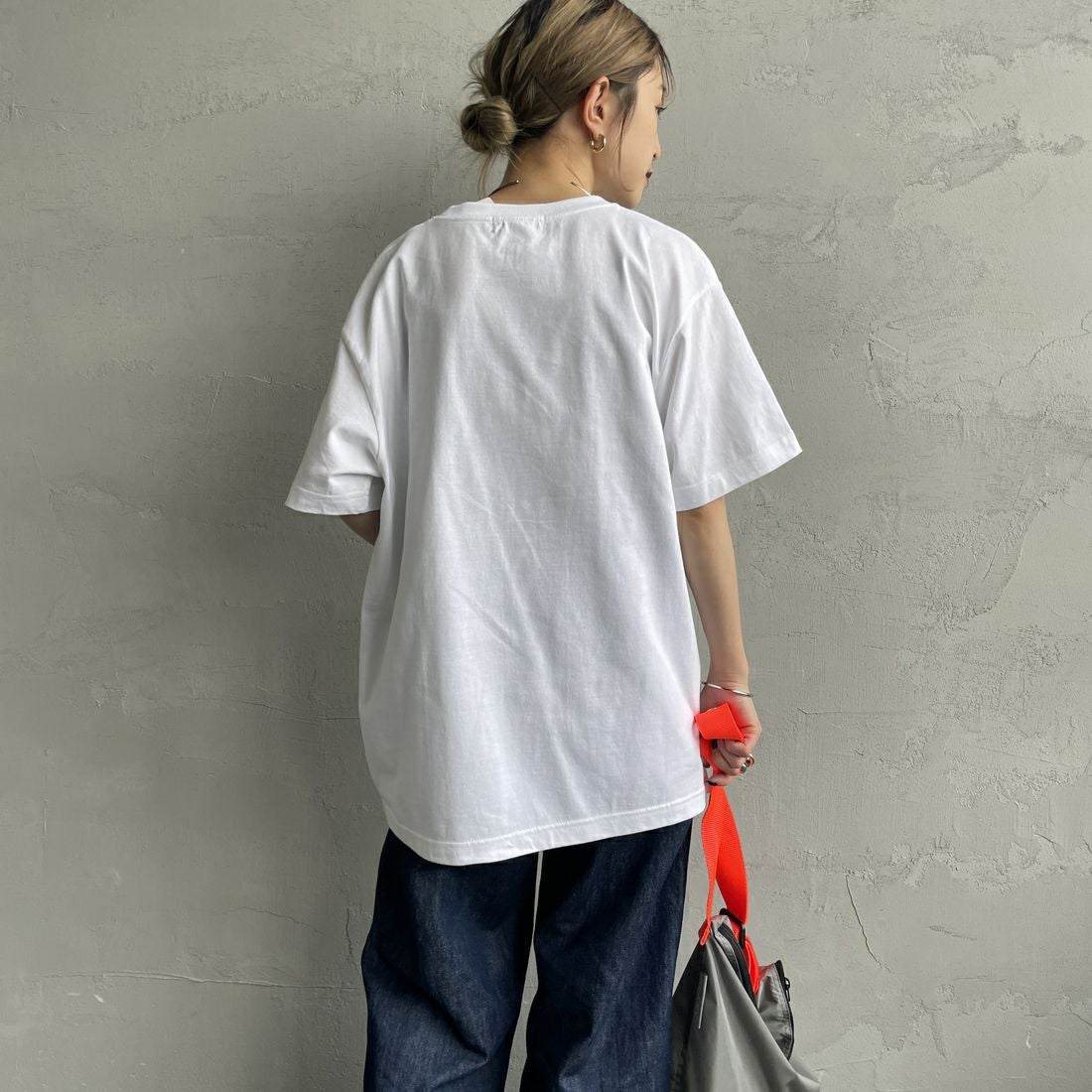 GOOD ROCK SPEED [グッドロックスピード] MICHAEL JACKSON PHOTO T-SHIRT by GOOD ROCK SPEED [25MJK002W] WHITE &&モデル身長：150cm 着用サイズ：F&&