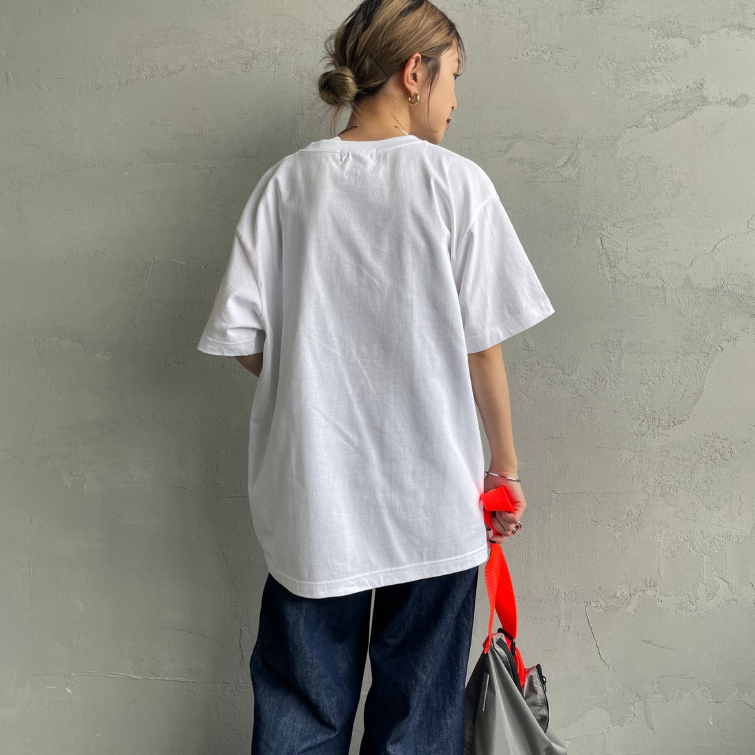 GOOD ROCK SPEED [グッドロックスピード] MICHAEL JACKSON PHOTO T-SHIRT by GOOD ROCK SPEED [25MJK002W] WHITE &&モデル身長：150cm 着用サイズ：F&&