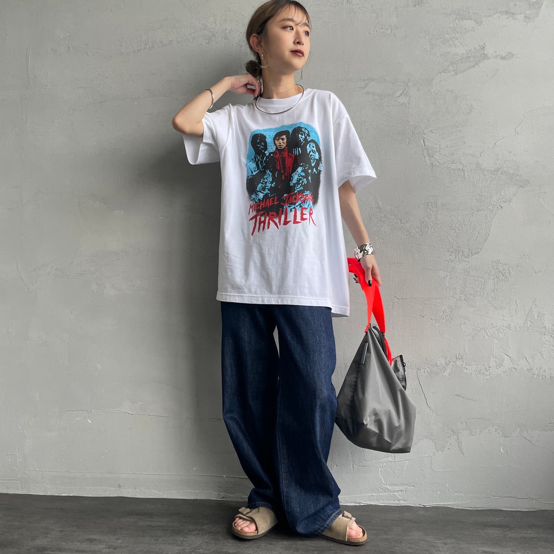 GOOD ROCK SPEED [グッドロックスピード] MICHAEL JACKSON PHOTO T-SHIRT by GOOD ROCK SPEED [25MJK002W] WHITE &&モデル身長：150cm 着用サイズ：F&&