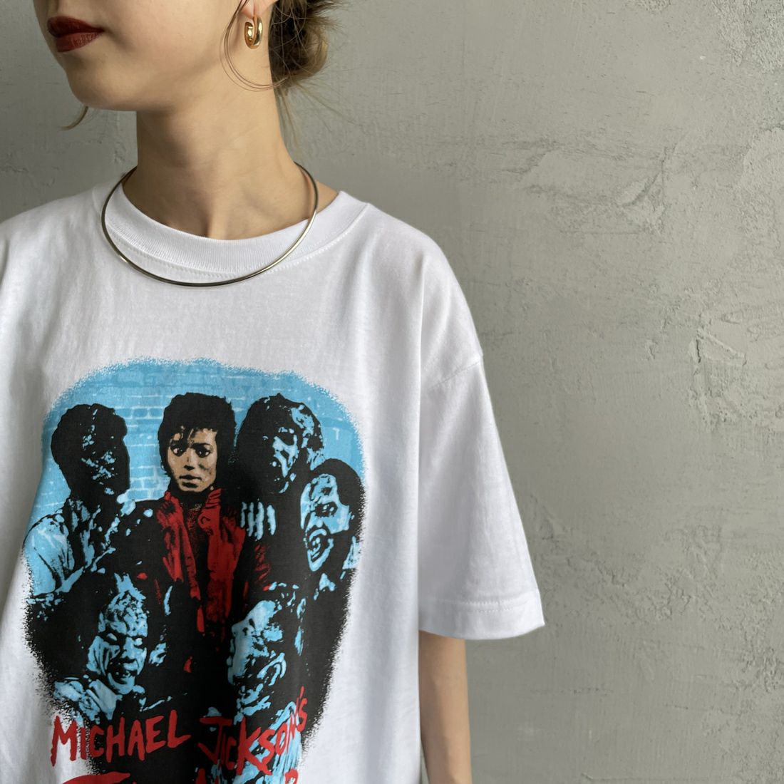 GOOD ROCK SPEED [グッドロックスピード] MICHAEL JACKSON PHOTO T-SHIRT by GOOD ROCK SPEED [25MJK002W] WHITE &&モデル身長：150cm 着用サイズ：F&&