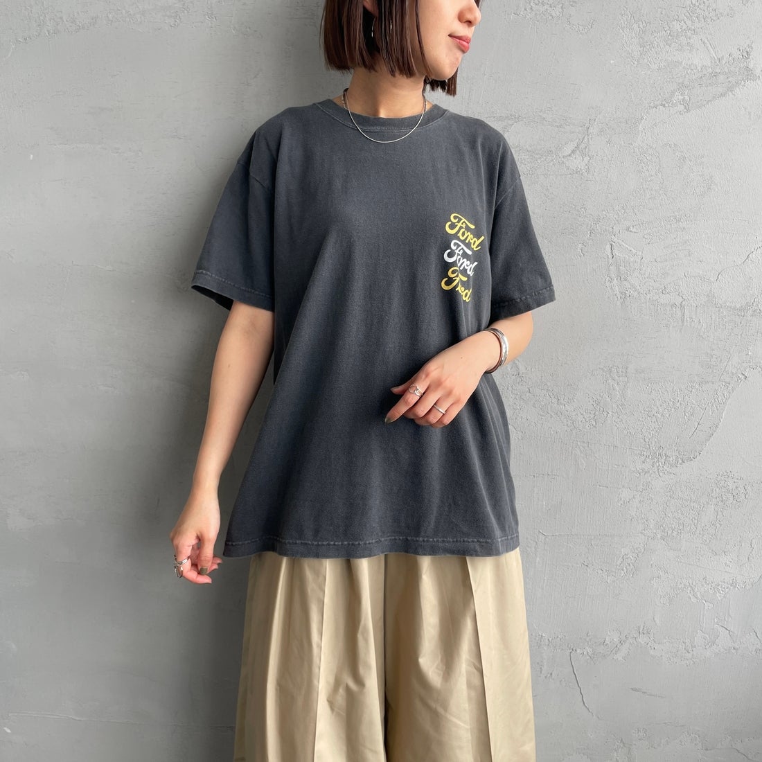 GOOD ROCK GOOD ROCK SPEED [グッドロックスピード] ファルコン Tシャツ [25FOD009W] CHARCOAL &&モデル身長：160cm 着用サイズ：F&&SPEED [グッドロックスピード] ファルコン Tシャツ [25FOD009W] CHARCOAL