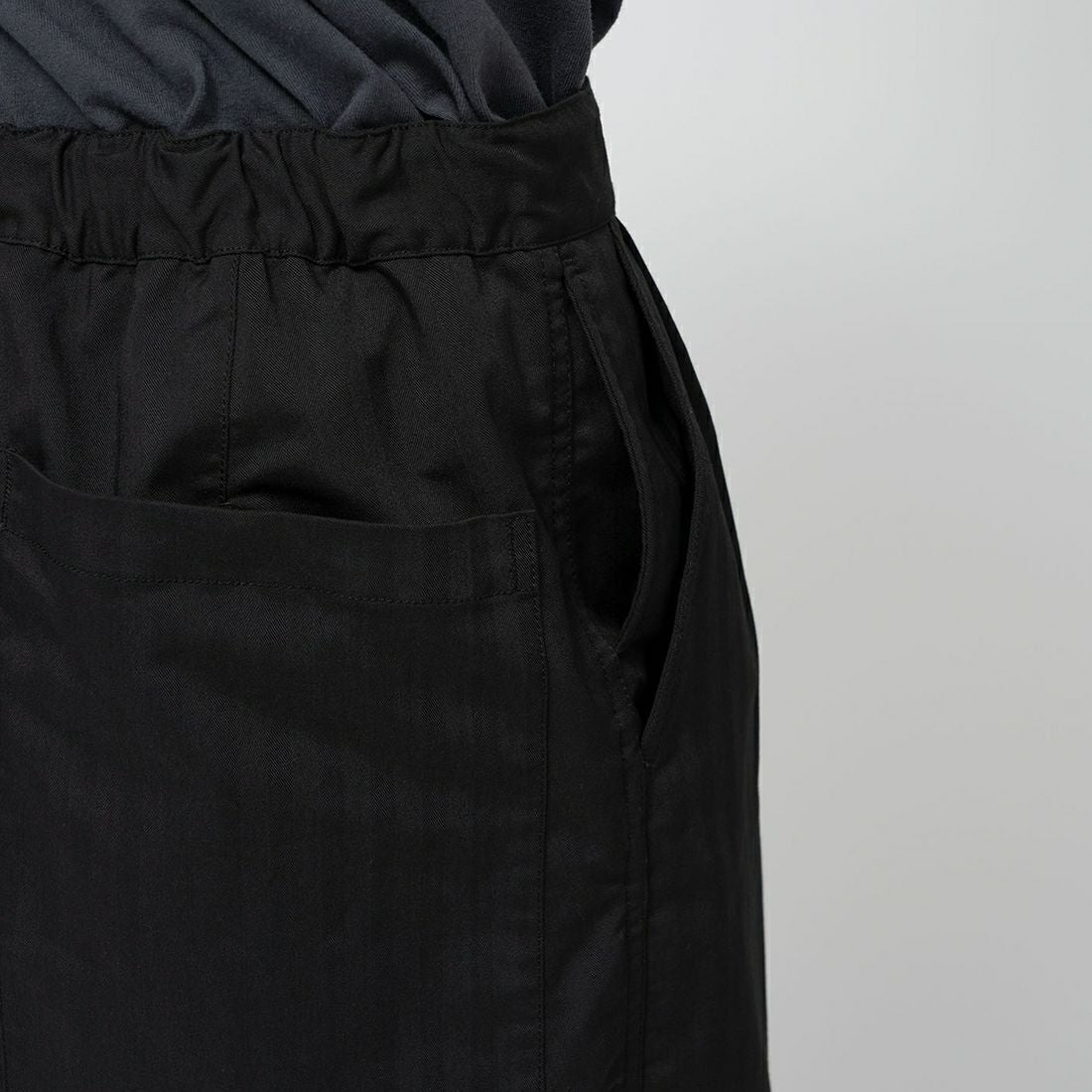 THE NORTH FACE PURPLE LABEL [ザ ノースフェイス パープルレーベル] ヘリンボーンフィールドパンツ [N25SC035] K BLACK &&モデル身長：180cm 着用サイズ：32&&