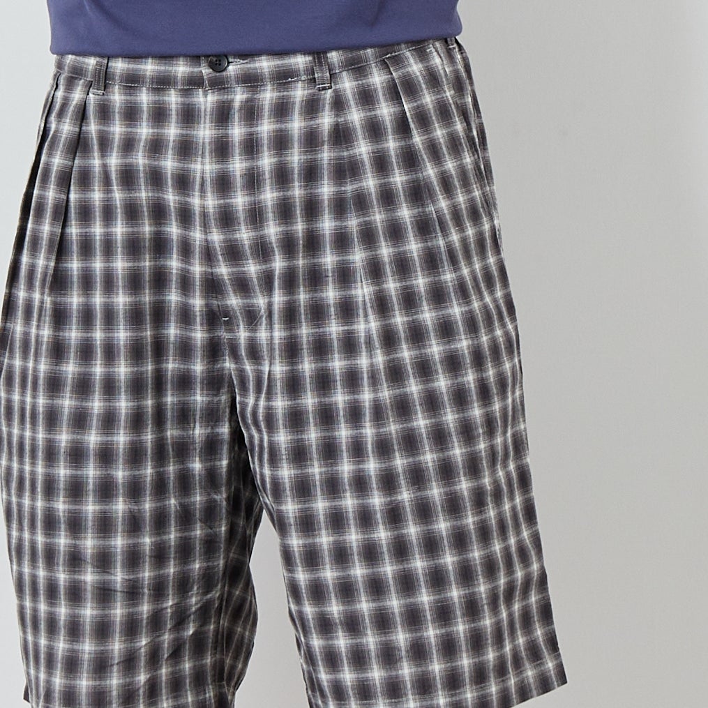 PENDLETON [ペンドルトン] 2タックショーツ [5275-0004] 75 GRAY/WH &&モデル身長：179cm 着用サイズ：L&&