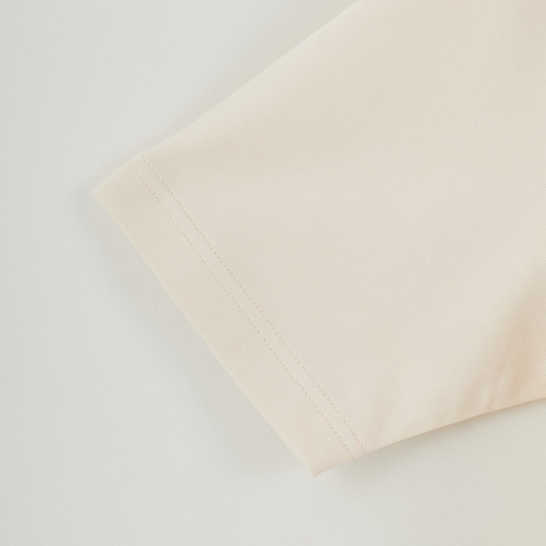 LACOSTE [ラコステ] ロゴ刺繍ショートスリーブスウェット [SH6418] XFJ ECRU