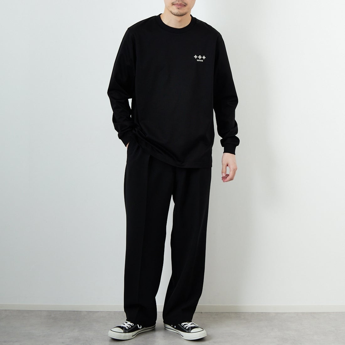 TATRAS [タトラス] BELECI ロングスリーブTシャツ [MTAT25S8242-M] BLACK &&モデル身長：168cm 着用サイズ：1&&