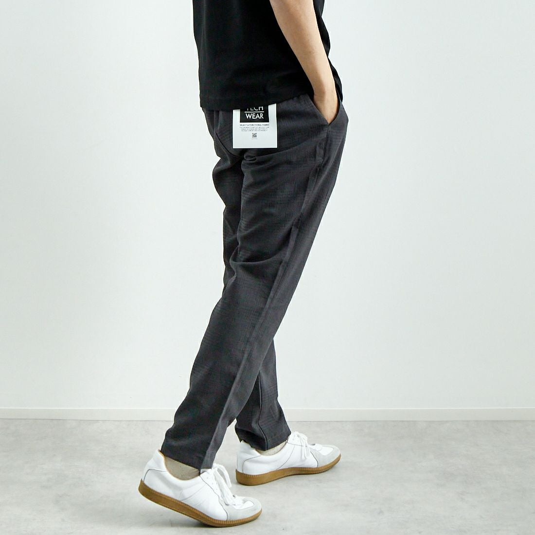 Jeans Factory Clothes [ジーンズファクトリークローズ] EVALETリランチャ1Pイージートラウザー [JFC-252-004] CHK BLK &&モデル身長：179cm 着用サイズ：L&&